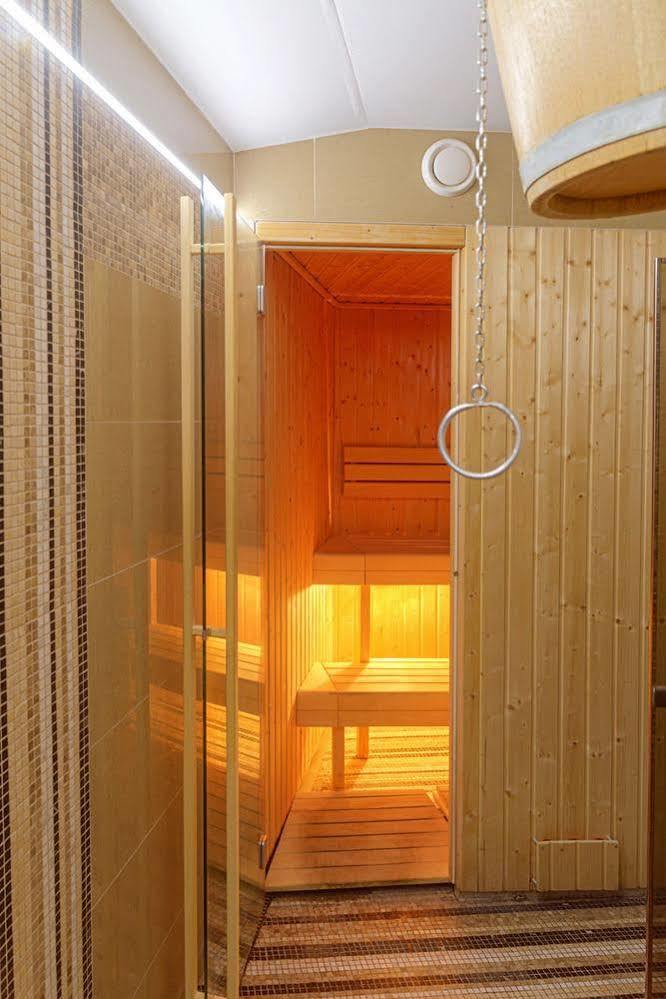Apartmany Eden - Rezidence Luhačovice Екстериор снимка