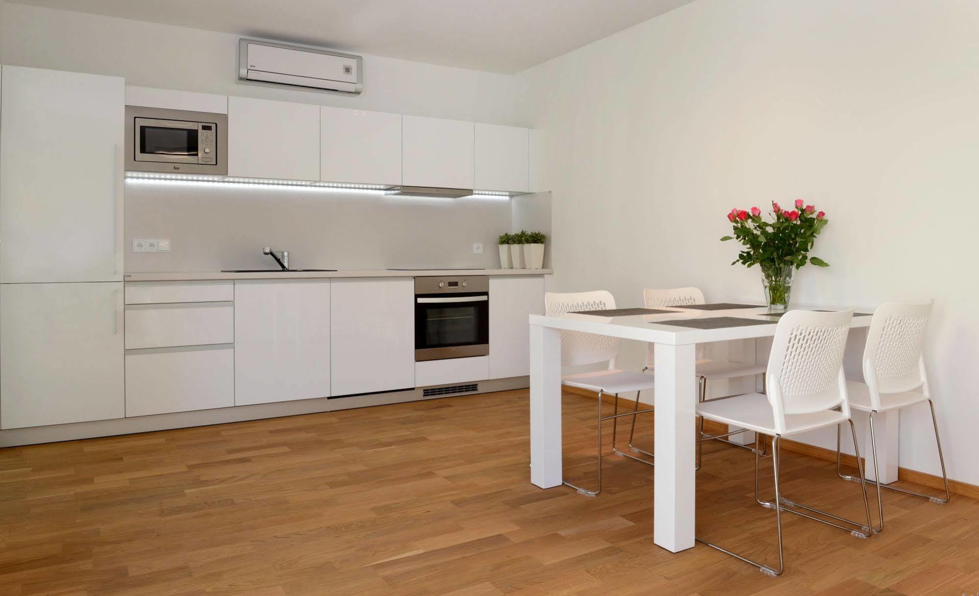 Apartmany Eden - Rezidence Luhačovice Екстериор снимка